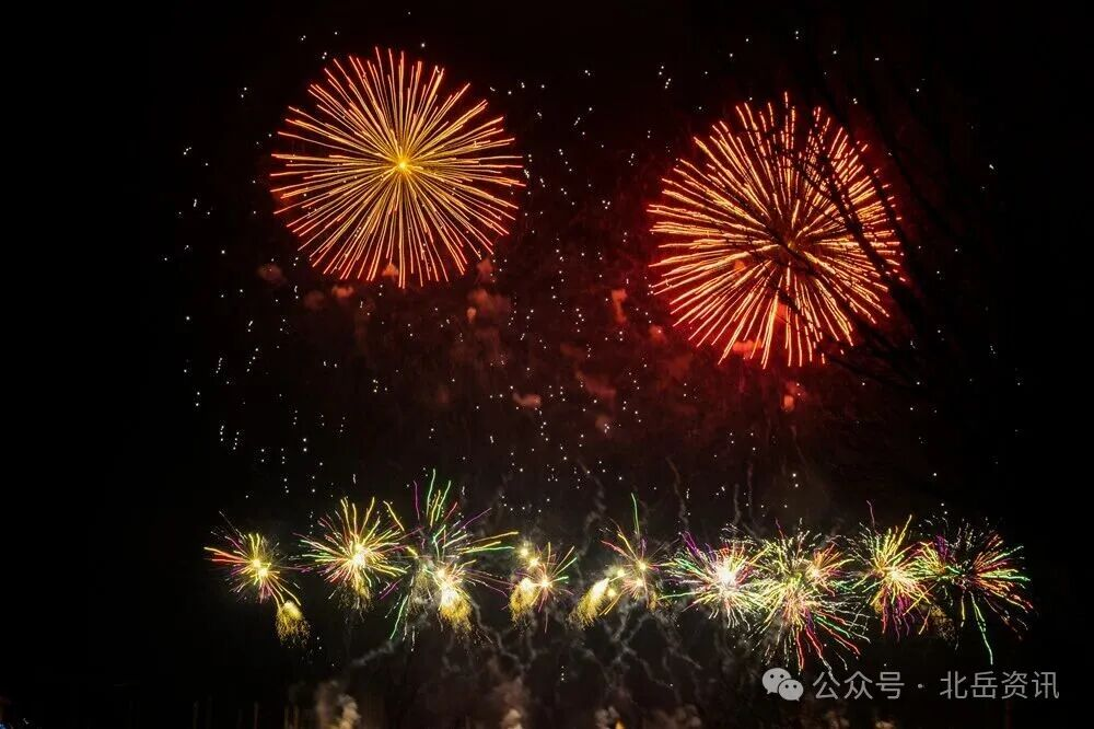 我县举办元宵节大型烟花燃放活动